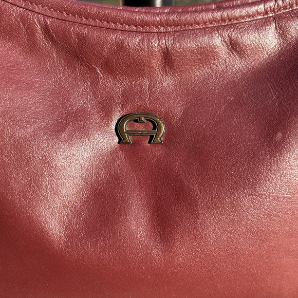 Etienne Aigner Vintage Leather Shoulder Bag | Dark Burgundy | Good Condtion - Picture 5 of 11